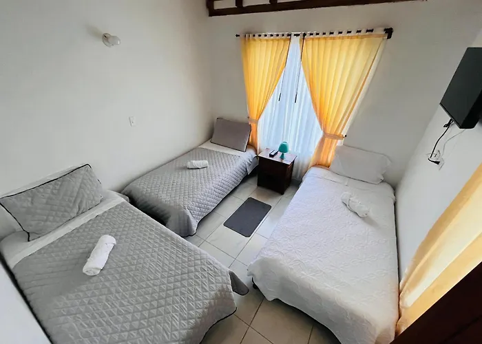 Cuatro Habitaciones En La Cabana Quinta Buenos Aires
