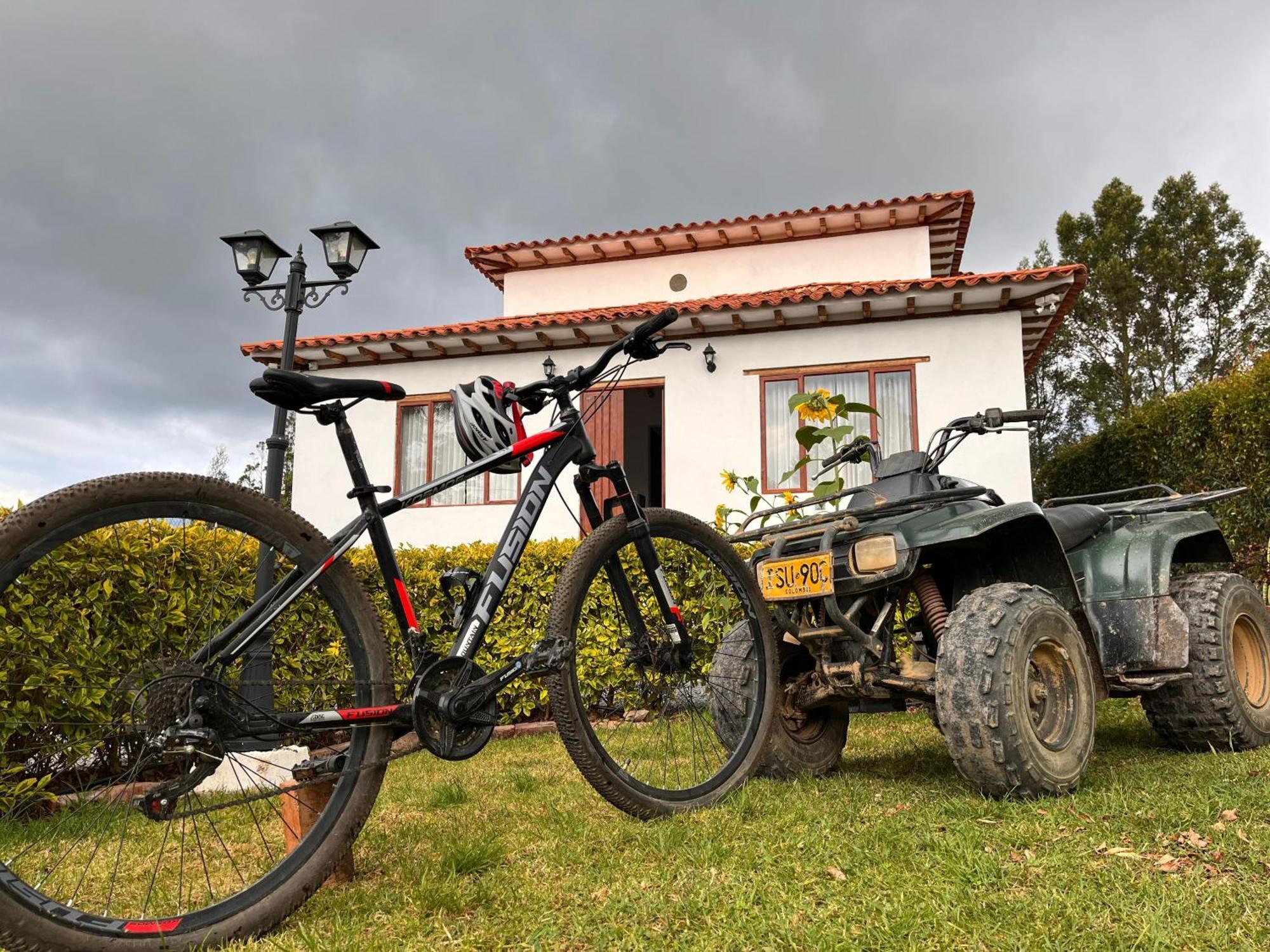 Cuatro En La Quinta Buenos Aires Villa de Leyva